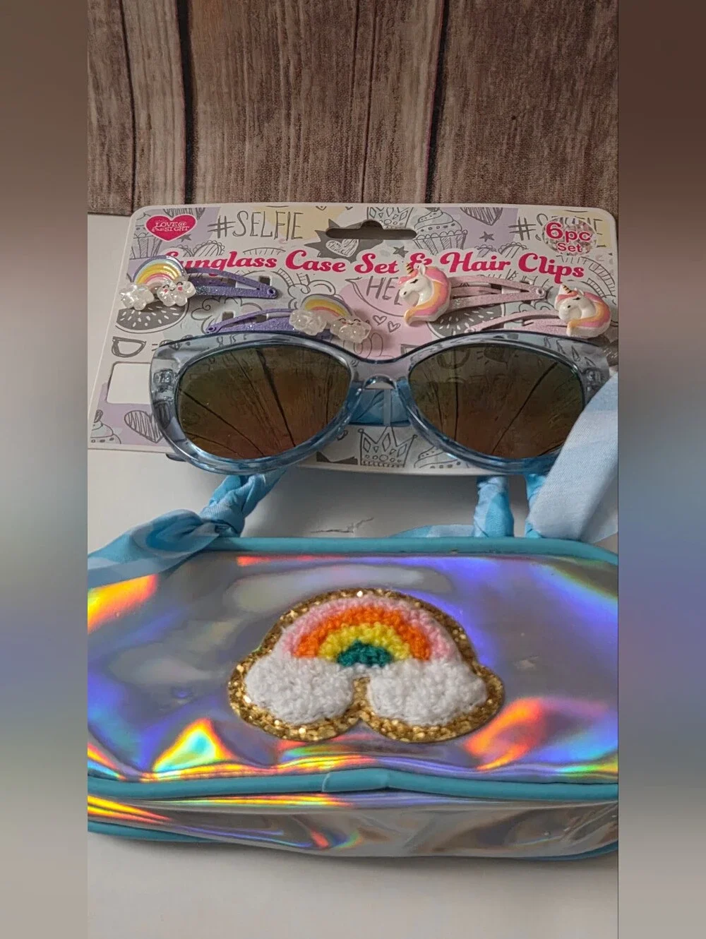 Love @ First Sight Sunglasses with Rainbow Case & Hair Clips Set NIP